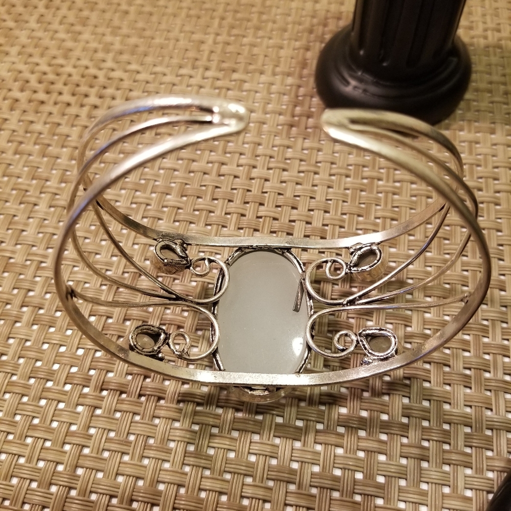 MARVELOUS BRACELET NWOT - Picture 9 of 12